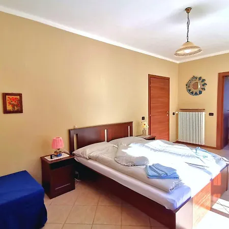 Manuebbasta Bed & Breakfast 3*